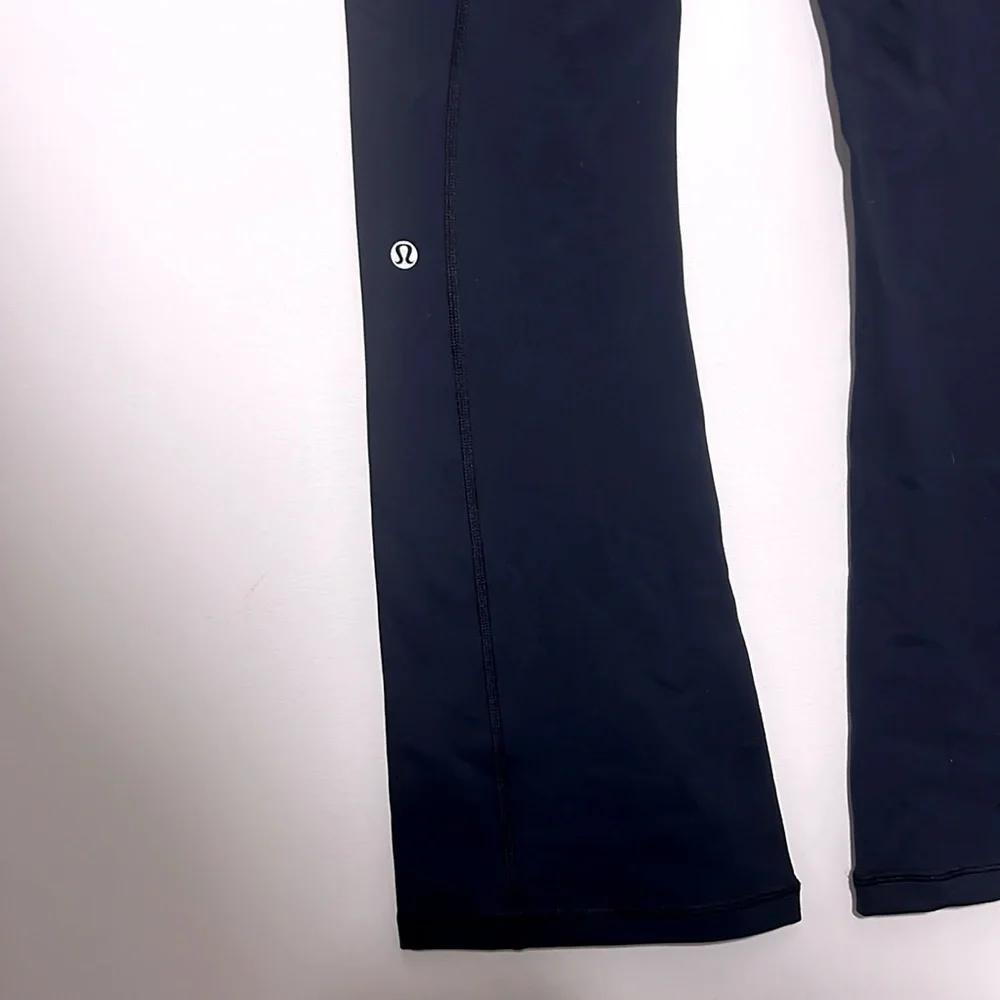 Lululemon Soft Flare Leggings Pant Navy Blue 6 NWOT
